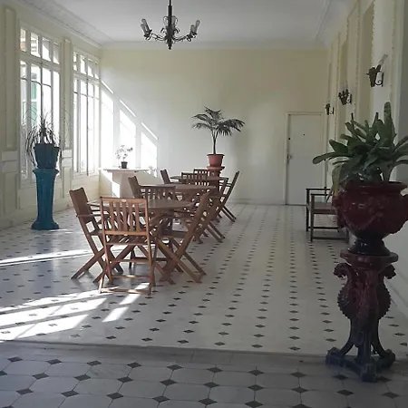 Le Petit Palais Apartment Menton Exterior photo