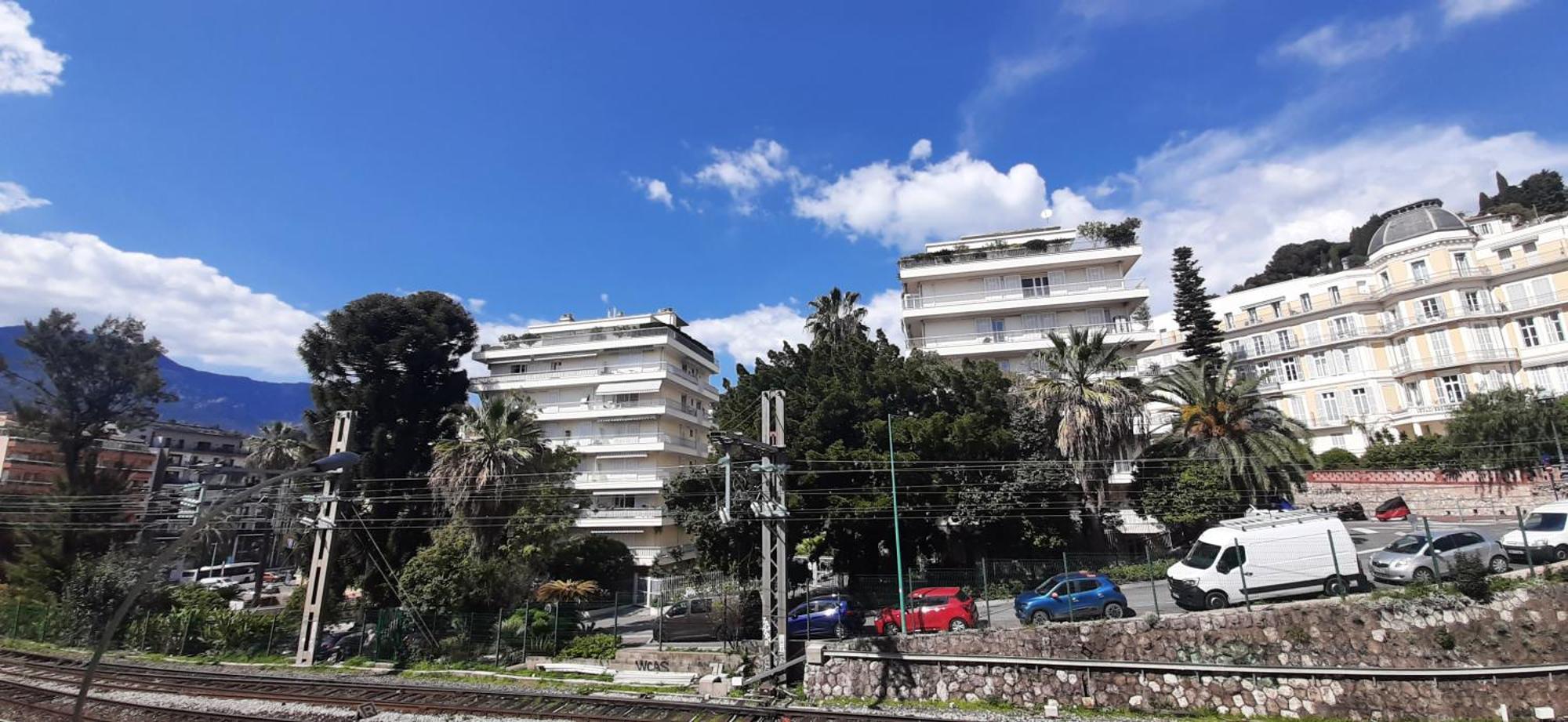Le Petit Palais Apartment *