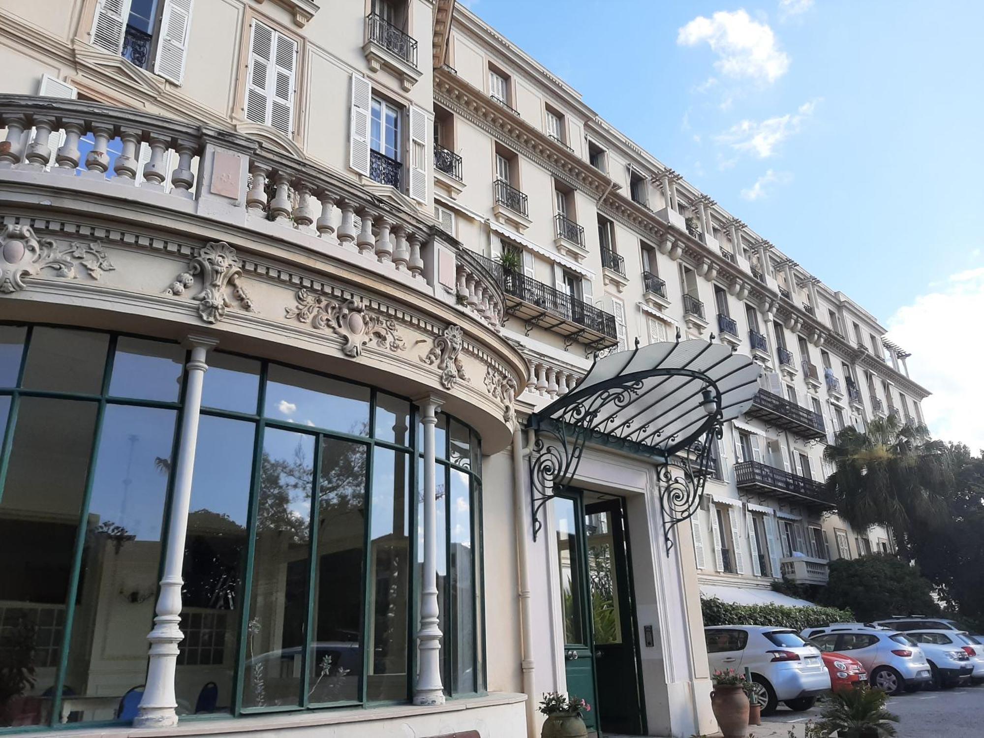 Le Petit Palais Apartment